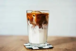 Sửa tươi cà phê - 32.000 ₫ tại Maxro Coffee - Hoàng Hoa Thám
