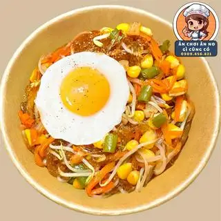 Hình ảnh Miến Trộn Khô + Rau Củ Hỗn Hợp + Trứng Ốp La