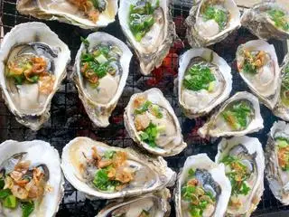 Hình ảnh Hàu nướng mỡ hành