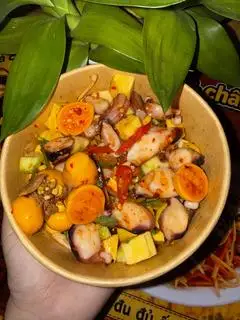 Hình ảnh rau bạch tuộc mix trứng non