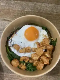 Hình ảnh Mì Trộn Trứng Tóp Mỡ