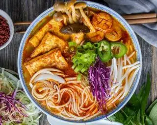 bún bò huế chay - 45.000 ₫ tại Quán Chay An Nguyên - Xóm Chiếu