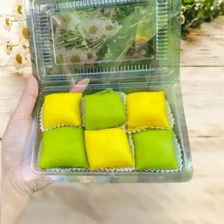 Crepe sầu riêng hộp 6 - 90.000 ₫ tại  Mẹ Zuka - Tiệm Bánh Crepe Sầu Riêng & Bánh Ngọt - Lê Đức Thọ