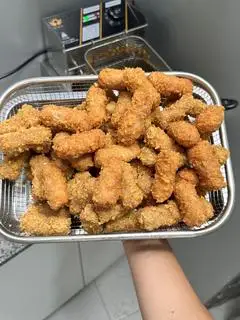 Hình ảnh 5 chiếc Nem xù Trần Công Châu