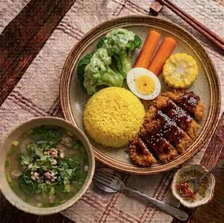 Hình ảnh Cơm VP Gà Tangy