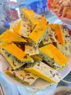 Chả - 10.000 ₫ tại Cơm Tấm Nguyên Hồng - Cơm Tấm Long Xuyên, Cơm Tấm Sườn & Cơm Tấm Bì Chả - Cao Lỗ