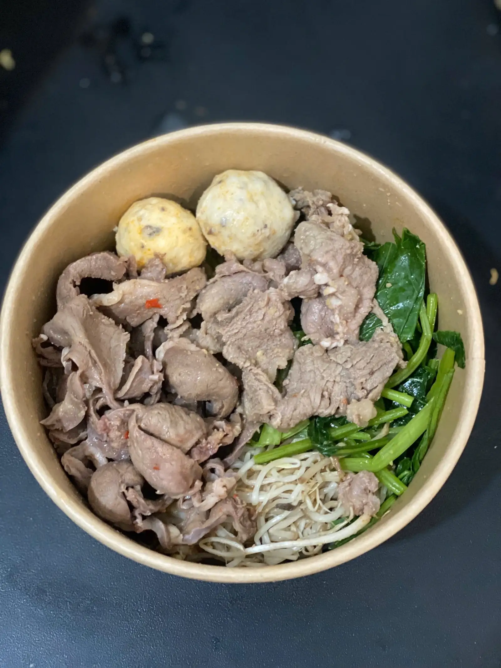 Hình ảnh Mì tim bò chua cay