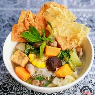 Hủ Tíu Chay - 35.000 ₫ tại Quán Chay Diệu Hiền - Bông Sao