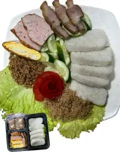 Hình ảnh Cơm nắm đầy đủ đặc biệt
