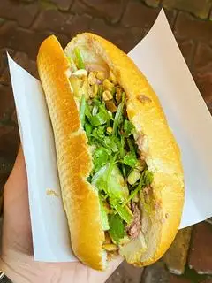 Hình ảnh Bánh mì ruốc bơ