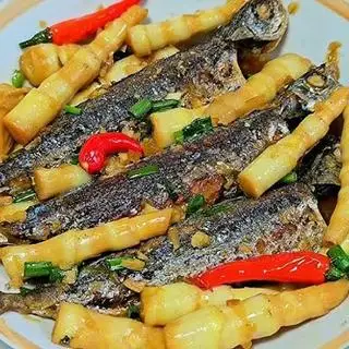 Hình ảnh Cá nục kho măng