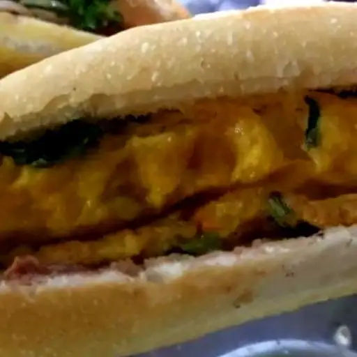 Hình ảnh Bánh Mỳ 2 Trứng