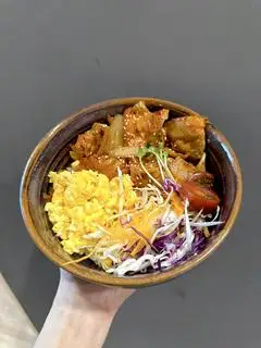 Hình ảnh 1x Cơm Thịt Heo Xào Kim Chi, 1x Súp Miso