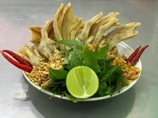 Chân vịt - 12.000 ₫ tại Cháo Vịt Liên - Nguyễn Thiện Thuật