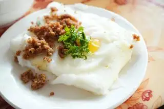 Hình ảnh bánh cuốn trứng chả