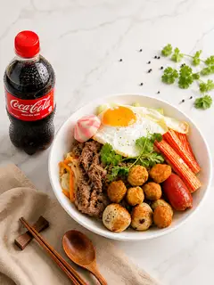 Hình ảnh Combo mì xào bò thập cẩm - Coca