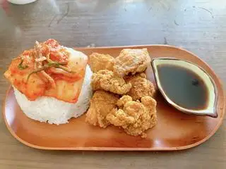 Cơm Gà Viên Sốt Tương Mật Ong (Sốt Riêng) - 67.200 ₫ tại Thèm Cơm - Yummi Rice - Nguyễn Văn Giai