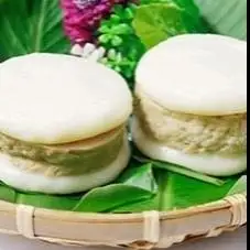 Hình ảnh Bánh Giầy Kẹp Chả Lụa