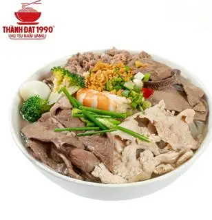 Hình ảnh Hủ Tíu Đầy Đủ + Coca