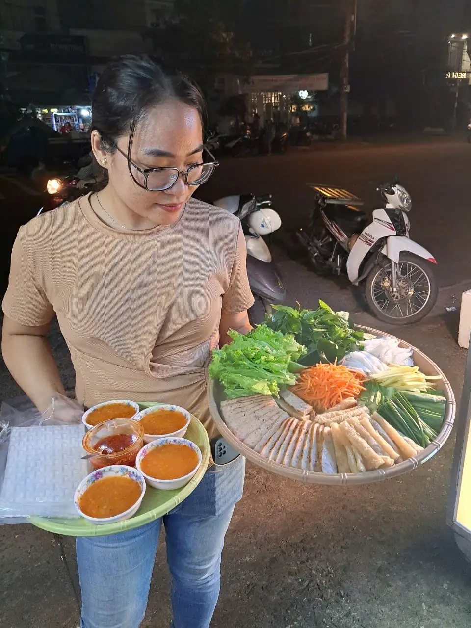 Nem nướng phần 3 người ăn - 213.234 ₫ tại Nem Nướng Nha Trang - Đường 19