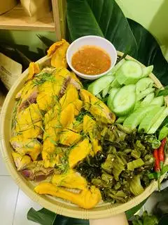Gà Thả Đồi Ủ Muối - Nữa Con - Chặt Sẵn - 179.000 ₫ tại Bắp Dung Food - Vườn Lài