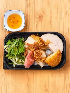 Bánh ướt đầy đủ - 35.000 ₫ tại Bánh Cuốn Mai Thảo - Bùi Minh Trực