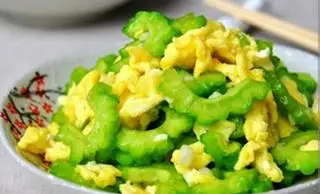Hình ảnh Khổ qua xào trứng