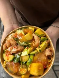 Hình ảnh Chân Gà Rút Xương Mix Thập Cẩm