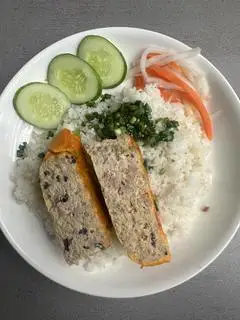 Hình ảnh Cơm Tấm Chả
