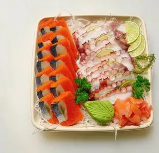 combo 2C - 260.000 ₫ tại Trọng Nghĩa Foodking - Sushi & Sashimi - Bình Lợi