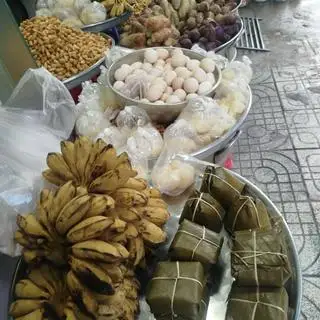 Bánh chưng bắc .  - 30.000 ₫ tại Khoai Lang Hấp Gia Truyền Cúc Hà - Đường Số 8
