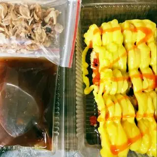 Hình ảnh Bánh tráng cuốn mix Bơ, Me 