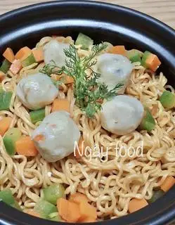 Hình ảnh Mì trộn viên chiên 2 gói