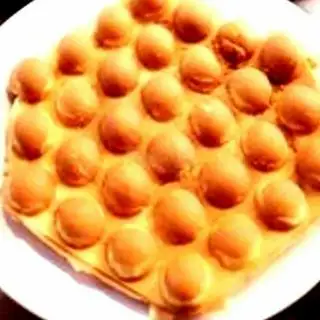 Hình ảnh Bánh trứng bi gà non mix xoài