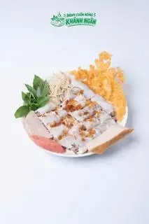 Hình ảnh Bánh cuốn nhân thịt đầy đủ