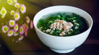 Canh xà lách xoong - 25.000 ₫ tại Cơm Tấm Cây Khế 3 - Nguyễn Văn Khối