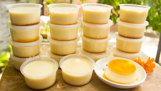 Bánh Flan Hũ - 10.000 ₫ tại Chè Ms Mây - Chè Dừa Dầm Hải Phòng - Huỳnh Văn Nghệ