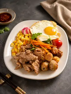 Hình ảnh Mì trộn Indomie bò thập cẩm