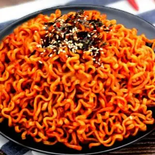 Mì cay Samyang - 55.000 ₫ tại Wonder Chicken - Gà Rán & Mỳ Trộn Sốt Hàn Quốc - Trần Mai Ninh