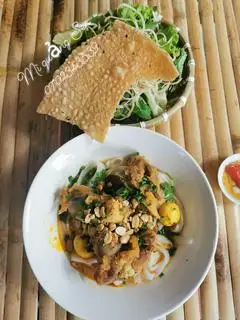 Mì Gà Ta + Trứng Cút - 59.000 ₫ tại Mì Quảng Sen - Nguyễn Sỹ Sách
