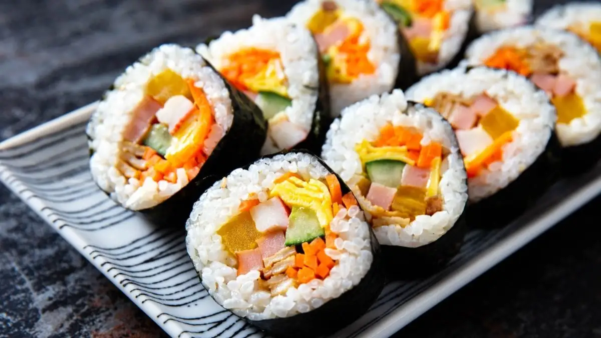 Hình ảnh Kimbap phô mai kéo sợi