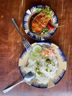 Hình ảnh cơm cá hú kho