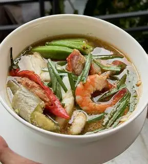 Bún mắm (Tô thường) - 89.000 ₫ tại Bún Mắm Miền Tây Sáu Nga - Phan Văn Hân