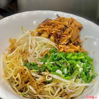 Hủ Tiếu mì khô đầy đủ đặt Biệt có Tôm - có Giò hoặc Sườn - 80.000 ₫ tại Hủ Tiếu Cô Hường - Tôn Đản