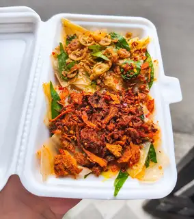 Hình ảnh Bánh Tráng Phơi Sương Trộn Khô Bò Giòn 