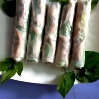 Gỏi cuốn tai heo - phần 5 cuốn nước chấm - mắm nêm - 55.000 ₫ tại Gỏi Cuốn & Bò Bía Cô Tám - Đường 16