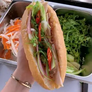Hình ảnh Bánh Mì Sài Gòn Đặc Biệt