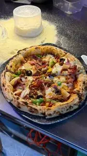 Pizza meat love thập cẩm - 120.000 ₫ tại Pizza Wolf - Napoli Thủ Công Lò Củi - Kênh Tân Hóa