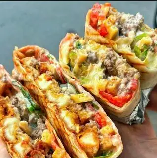 Hình ảnh Tacos Bò Cay Divine Sauce Size L