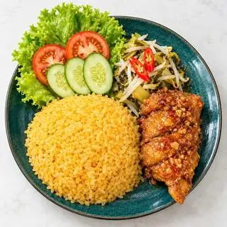 Hình ảnh Cơm má đùi sốt mắm tỏi